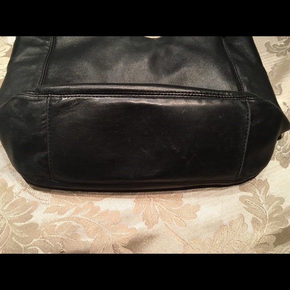 Micheal Kors Black Hobo Handbag - Picture 7 of 16